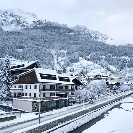Lägenhet Trilocale In Centro Vista Piste Olimpiadi 2026