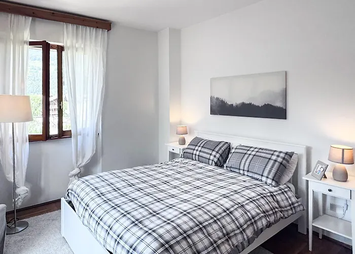 Trilocale In Centro Vista Piste Olimpiadi 2026 Apartamento